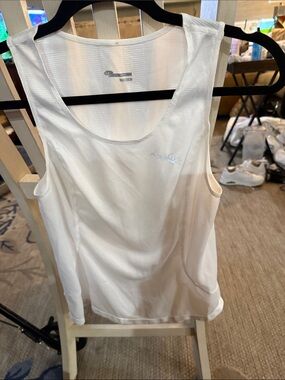 Champion White Women's Athletic Tank Top - Moisture-Wick Performance